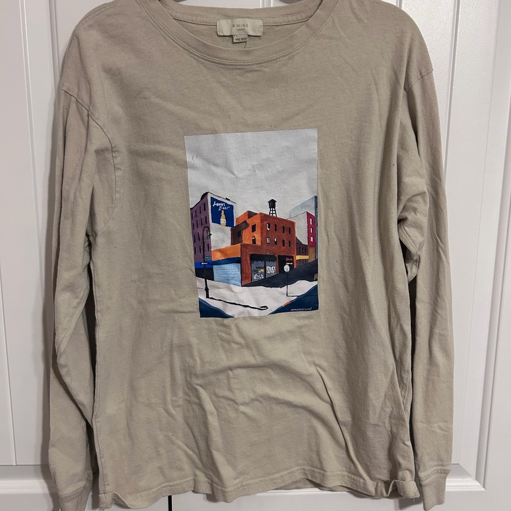 Cityscape Graphic Long Sleeve Shirt in Beige